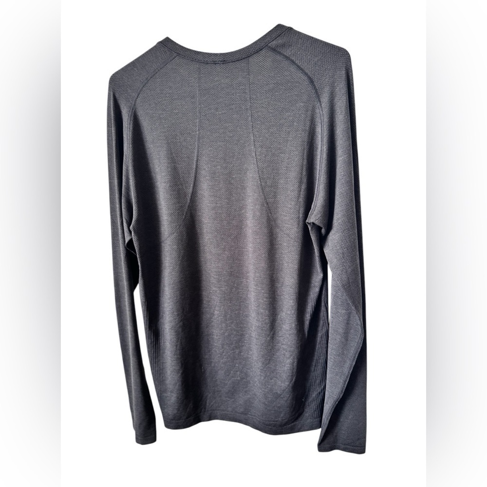Lululemon Metal Vent Tech Long Sleeve Shirt Dark Charcoal Gray MEDIUM - Picture 4 of 9